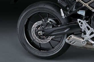 GSX-8T/TT Wheel Decals (White/Black)